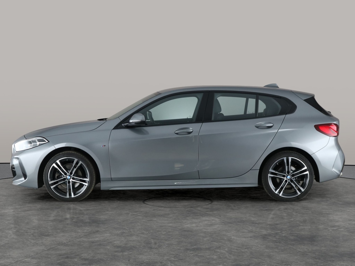 Used BMW 1 Series 2023 for sale - 76381728: Photo 16