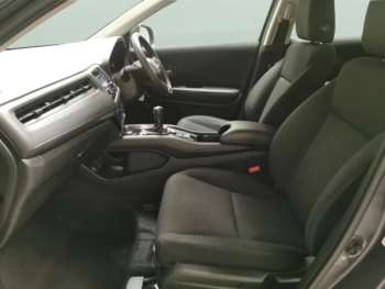 Used Honda HR-V 2017 for sale - 75117076: Photo