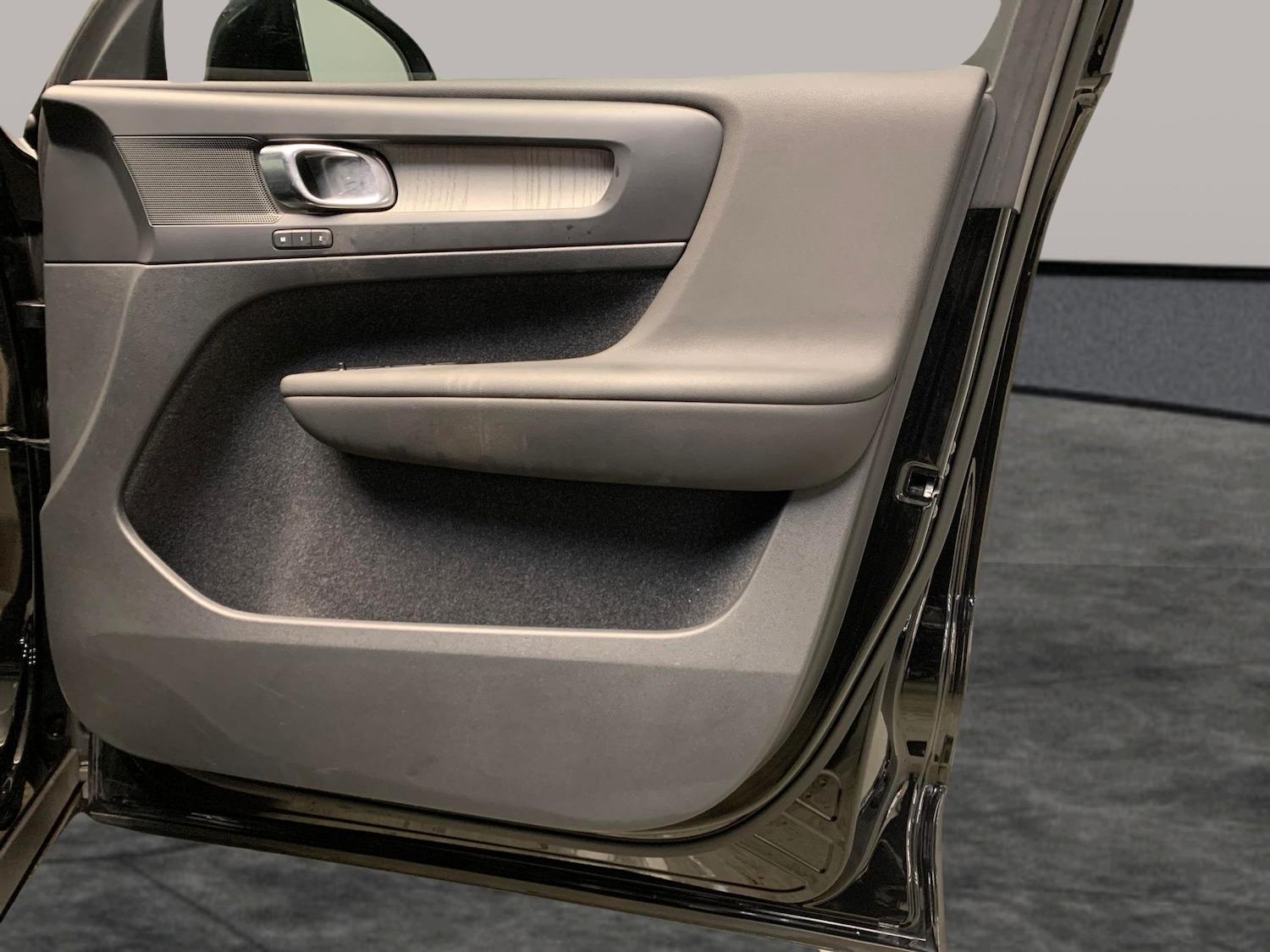 Used Volvo XC40 2021 for sale - 77047990: Photo 27