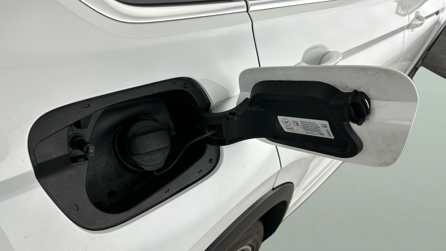 Used Volkswagen Tiguan 2021 for sale - 77077785: Photo 12