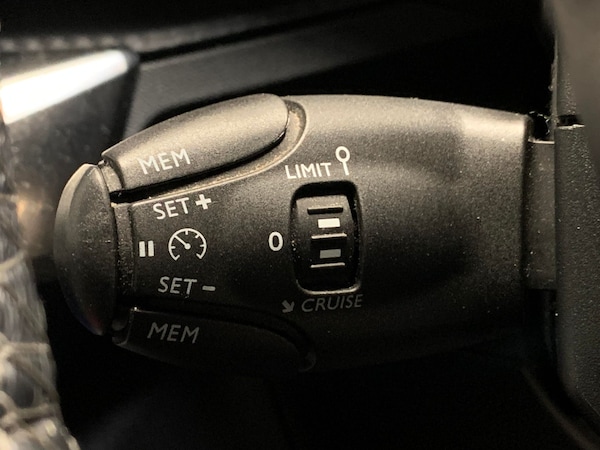Used Peugeot 5008 2018 for sale - 76248970: Photo 24
