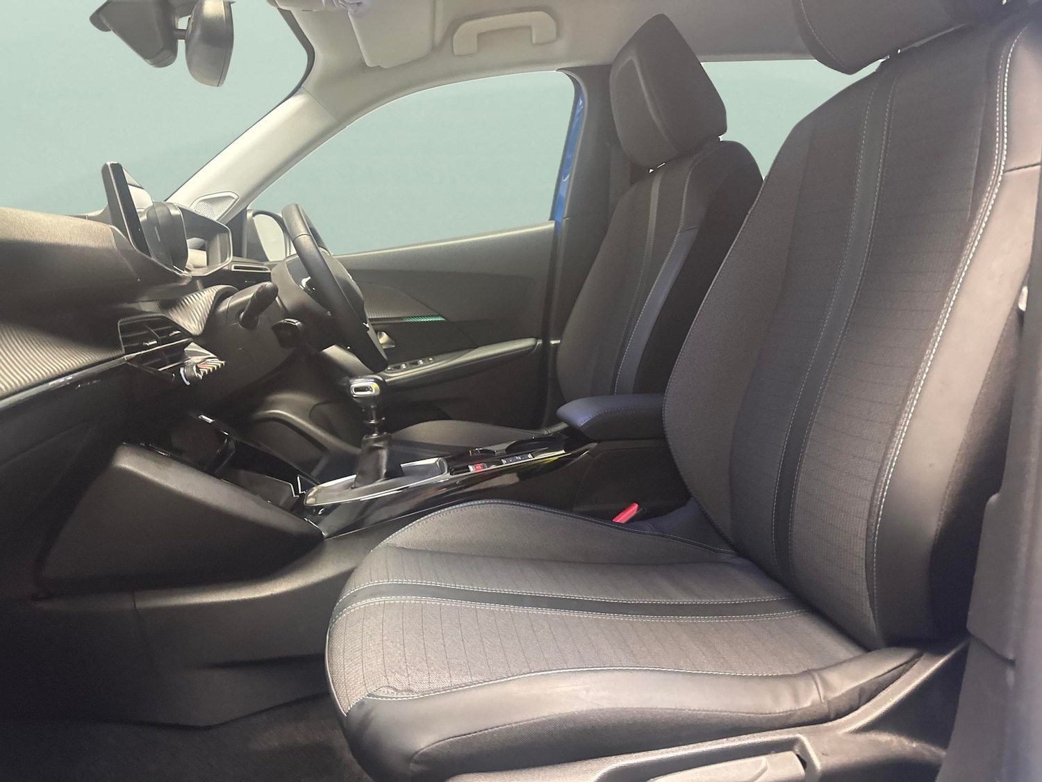 Used Peugeot 2008 2022 for sale - 76853798: Photo 4