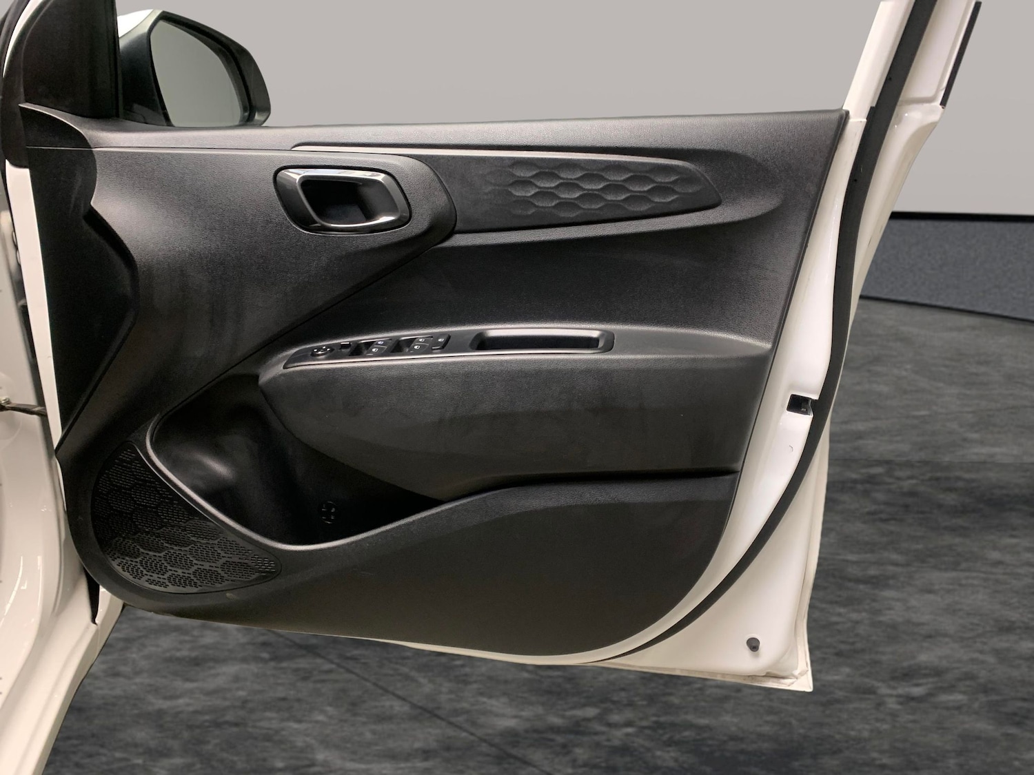 Used Hyundai i10 2022 for sale - 76438398: Photo 37