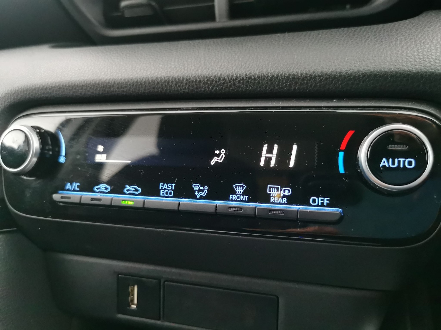 Used Toyota Yaris 2022 for sale - 77086324: Photo 16