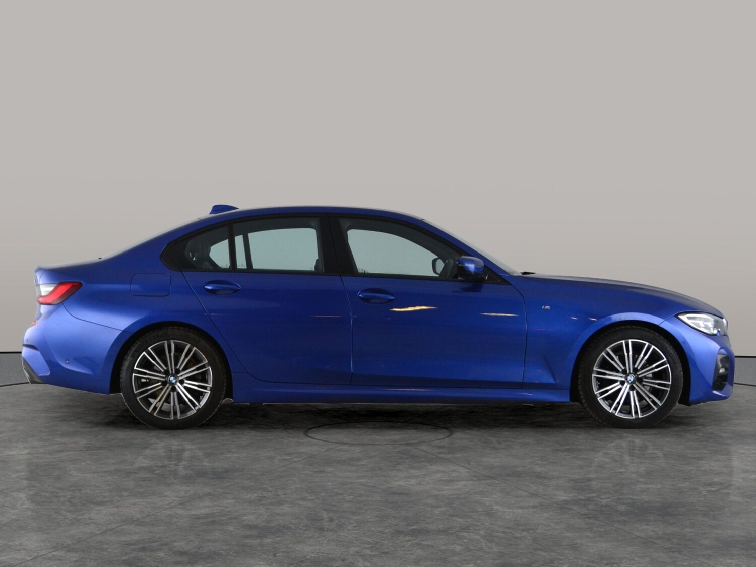 Used BMW 3 Series 2019 for sale - 77627868: Photo 11