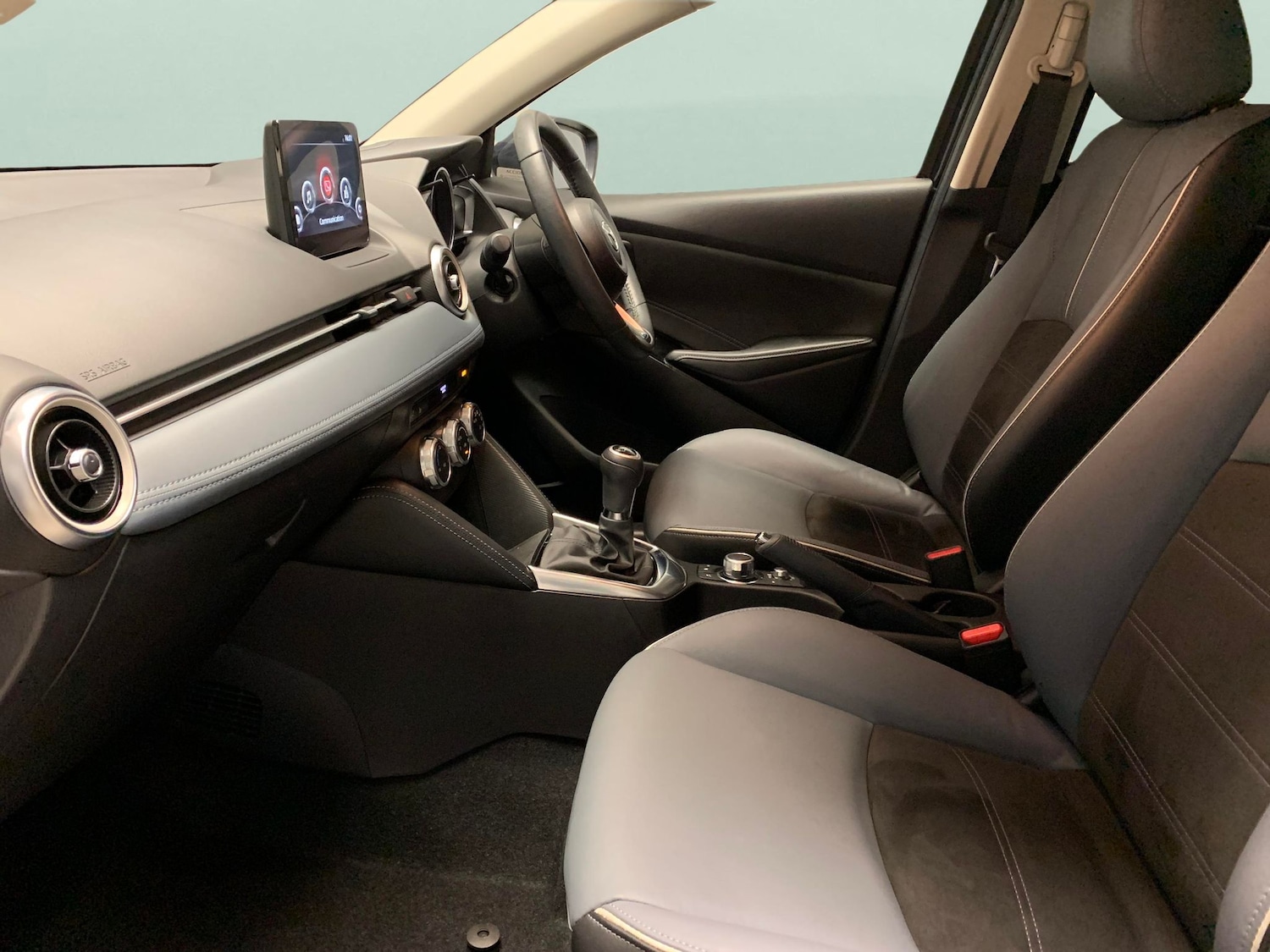 Used Mazda Mazda2 2022 for sale - 77148994: Photo 4