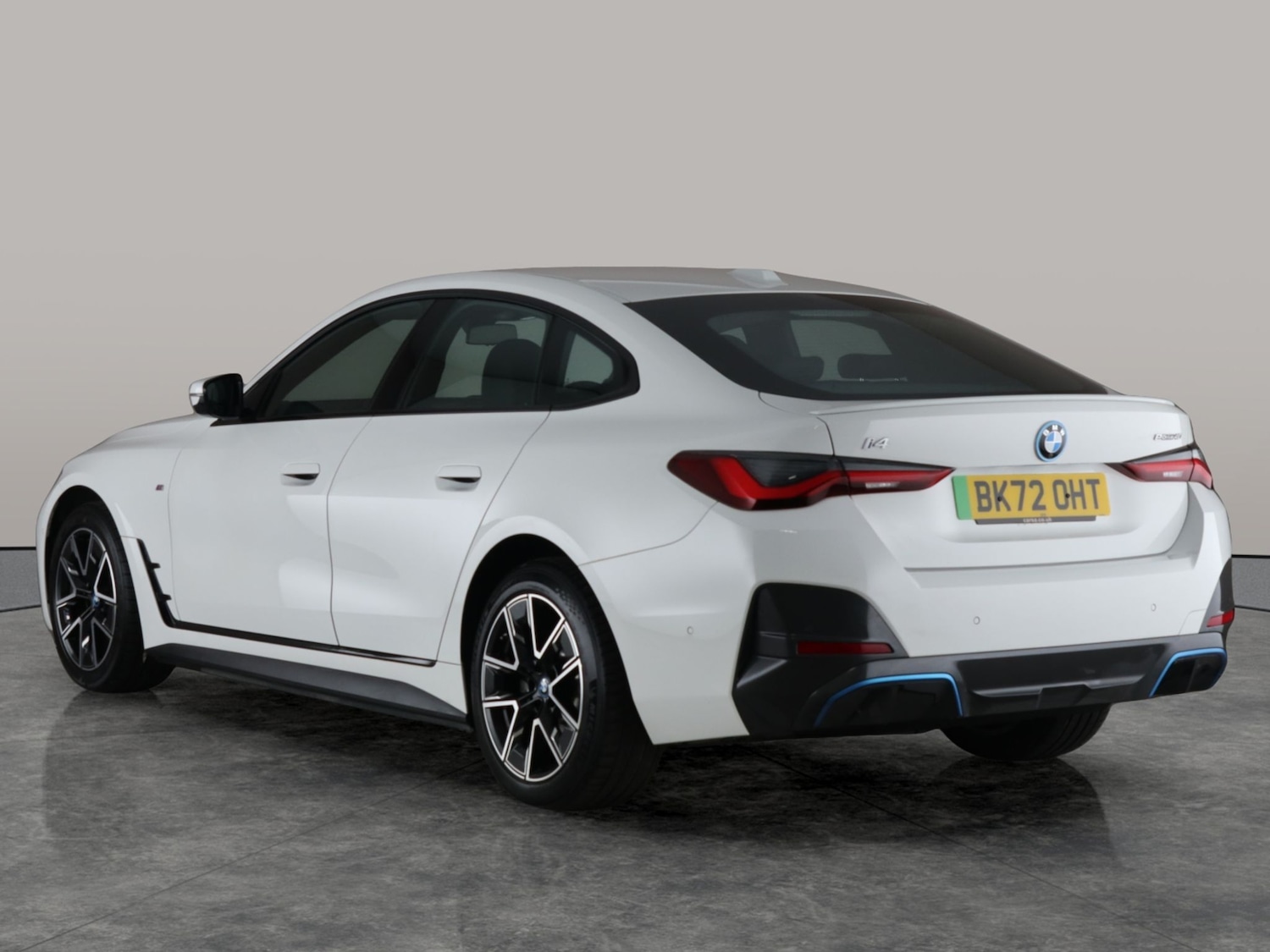 Used BMW i4 2022 for sale - 76587342: Photo 13