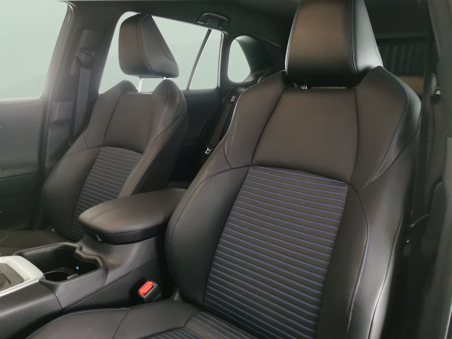 Used Toyota RAV4 2022 for sale - 76980399: Photo 19