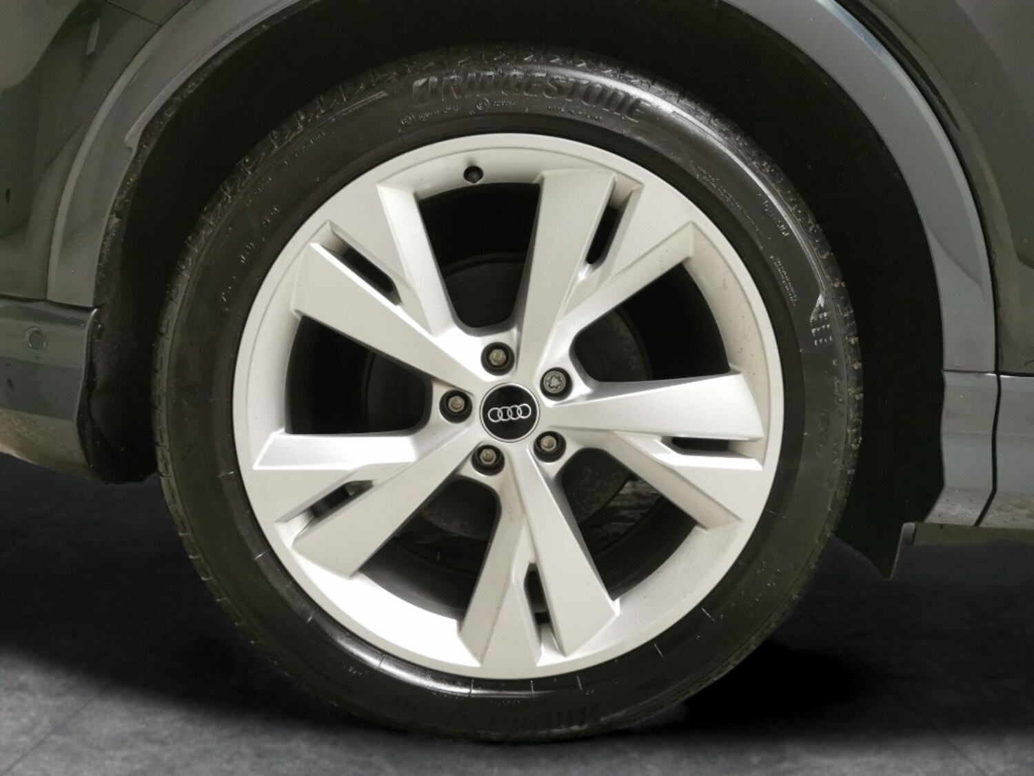 Used Audi Q4 e-tron 2023 for sale - 77983203: Photo 25