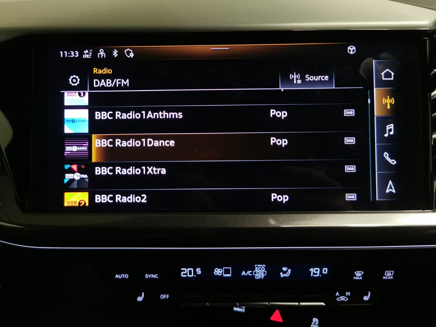 Used Audi Q4 e-tron 2023 for sale - 77983203: Photo 6