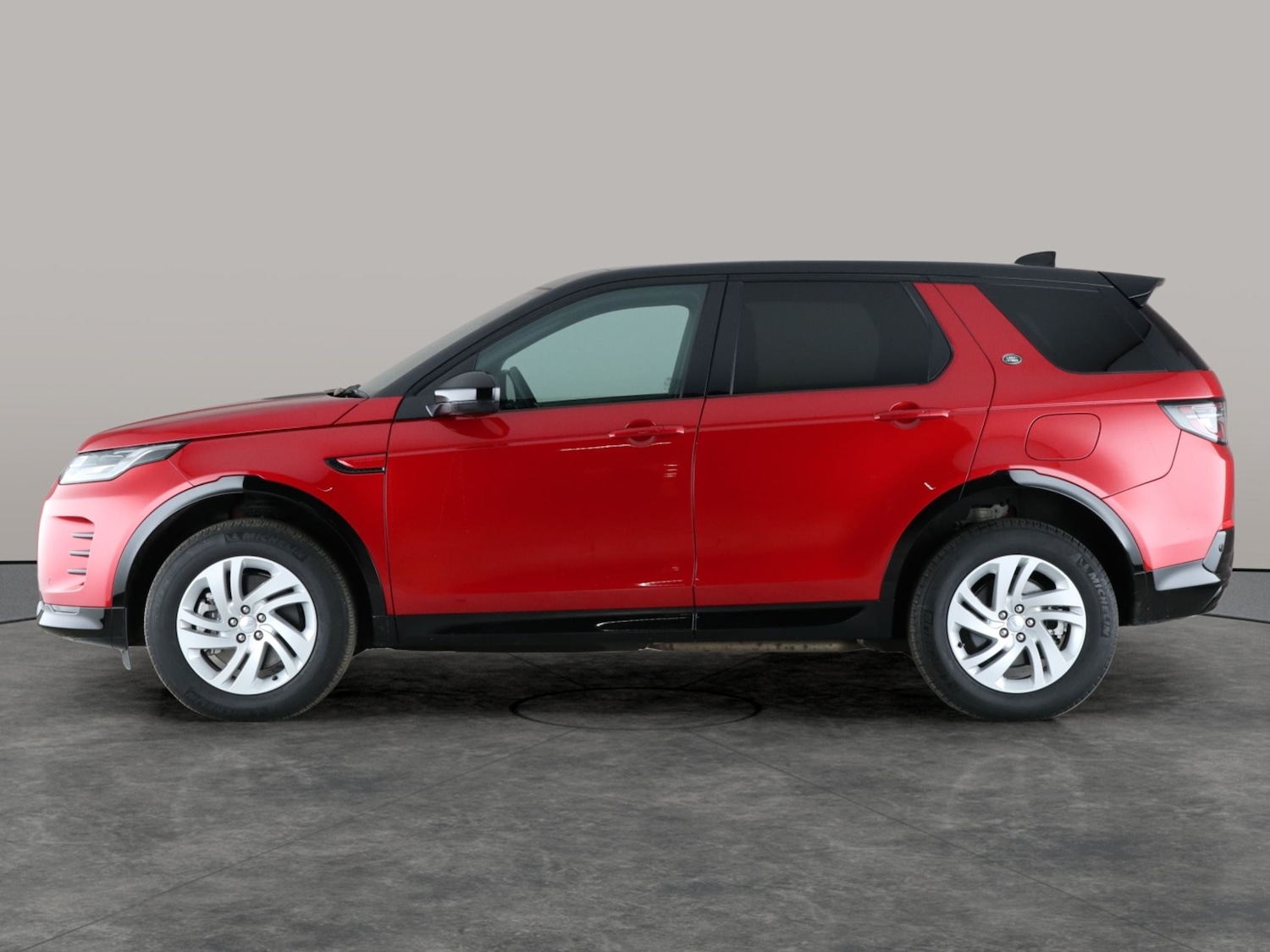 Used Land Rover Discovery Sport 2024 for sale - 76413114: Photo 17