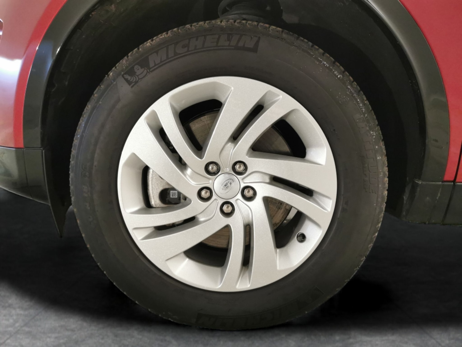 Used Land Rover Discovery Sport 2024 for sale - 76413114: Photo 31