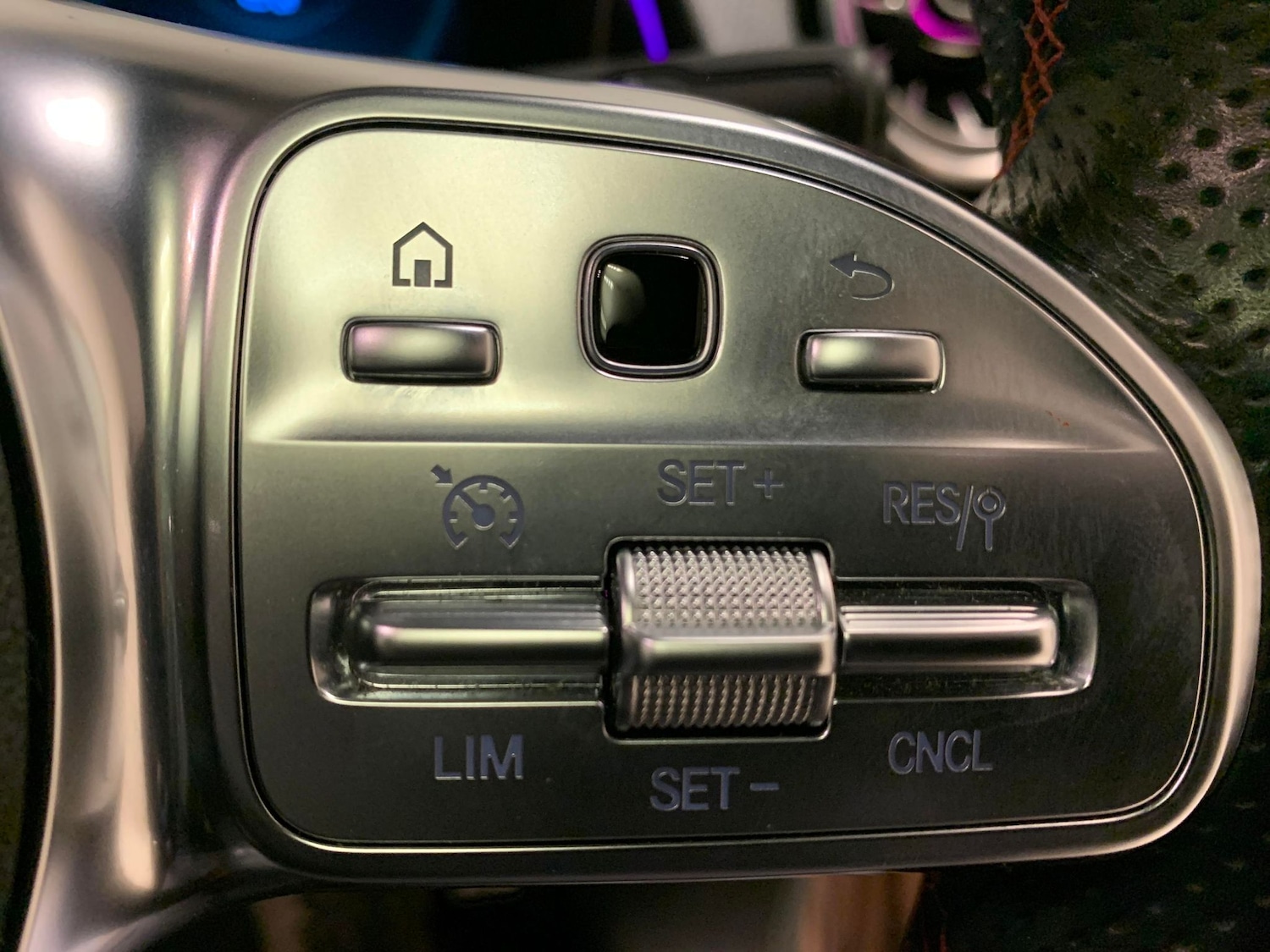 Used Mercedes-Benz EQB 2022 for sale - 76105205: Photo 34