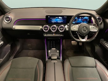 Used Mercedes-Benz EQB 2022 for sale - 76105205: Photo