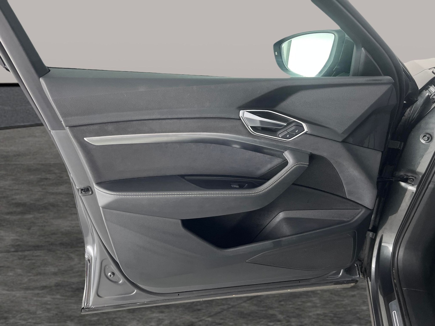 Used Audi e-tron 2022 for sale - 77235817: Photo 31