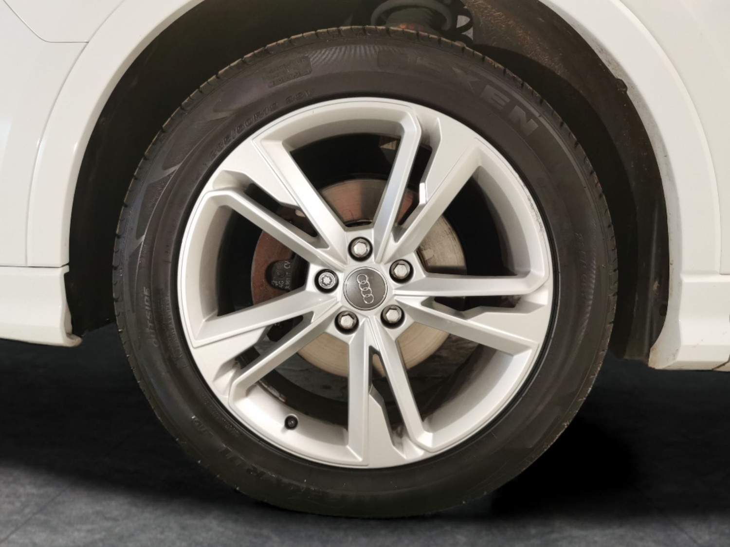 Used Audi Q3 for sale - 76342431: Photo 31