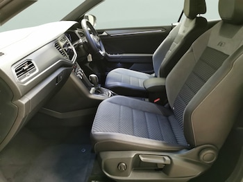 Used Volkswagen T-Roc 2021 for sale - 75844878: Photo