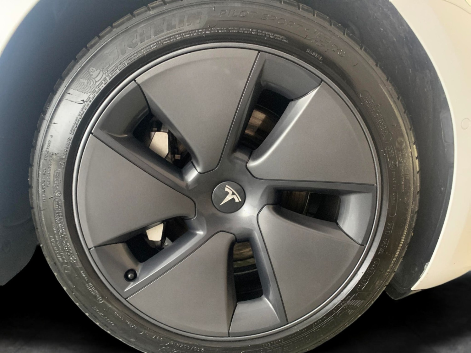 Used Tesla Model 3 2021 for sale - 77432304: Photo 28