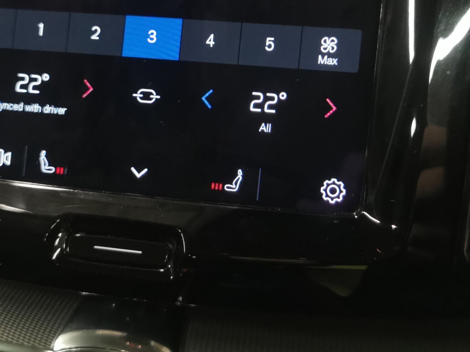 Used Volvo XC60 2022 for sale - 77916929: Photo 17