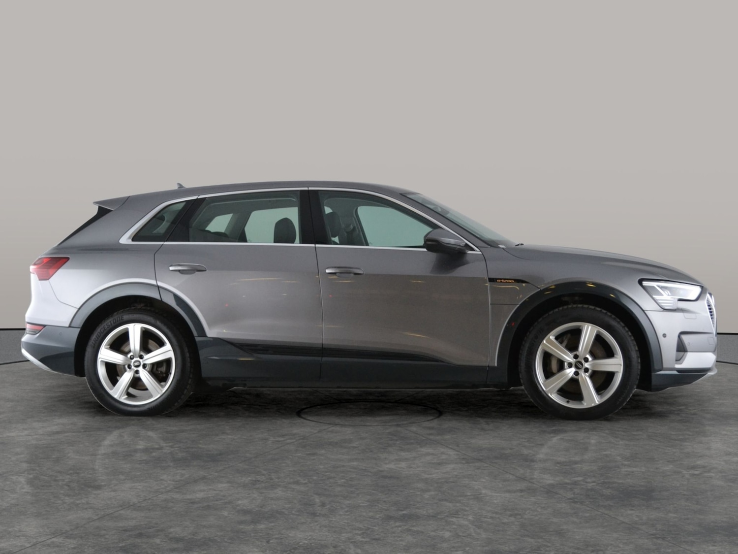 Used Audi e-tron 2022 for sale - 76980527: Photo 12