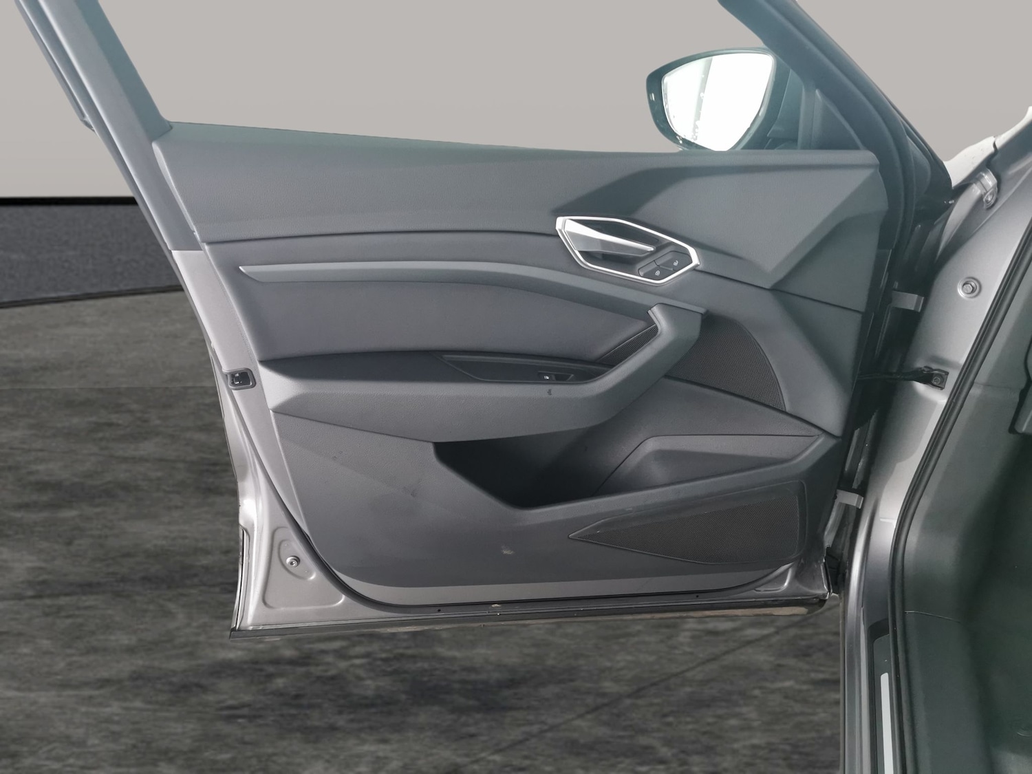 Used Audi e-tron 2022 for sale - 76980527: Photo 32