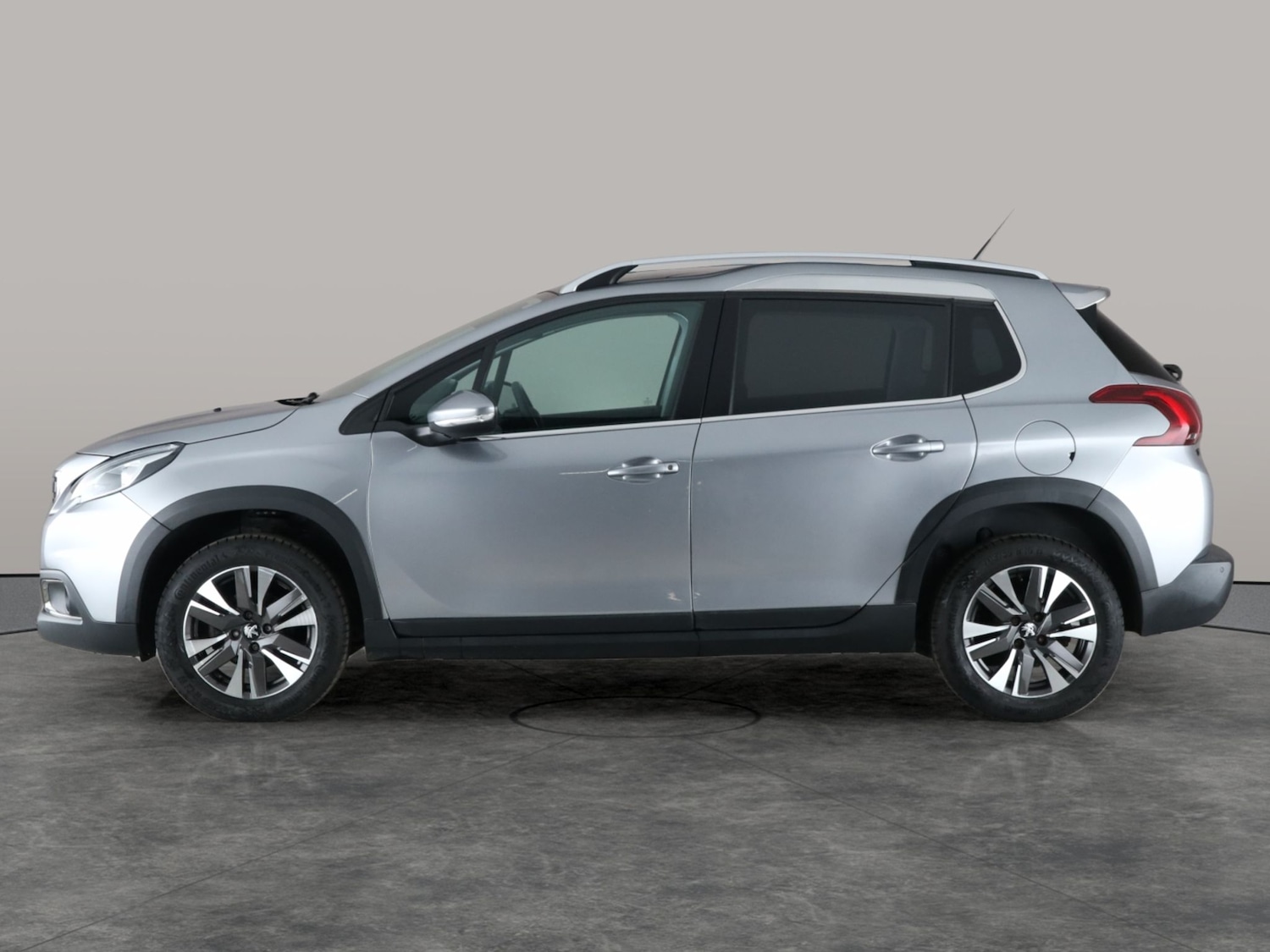 Used Peugeot 2008 2019 for sale - 76447367: Photo 17