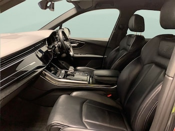 Used Audi Q7 2021 for sale - 75680227: Photo