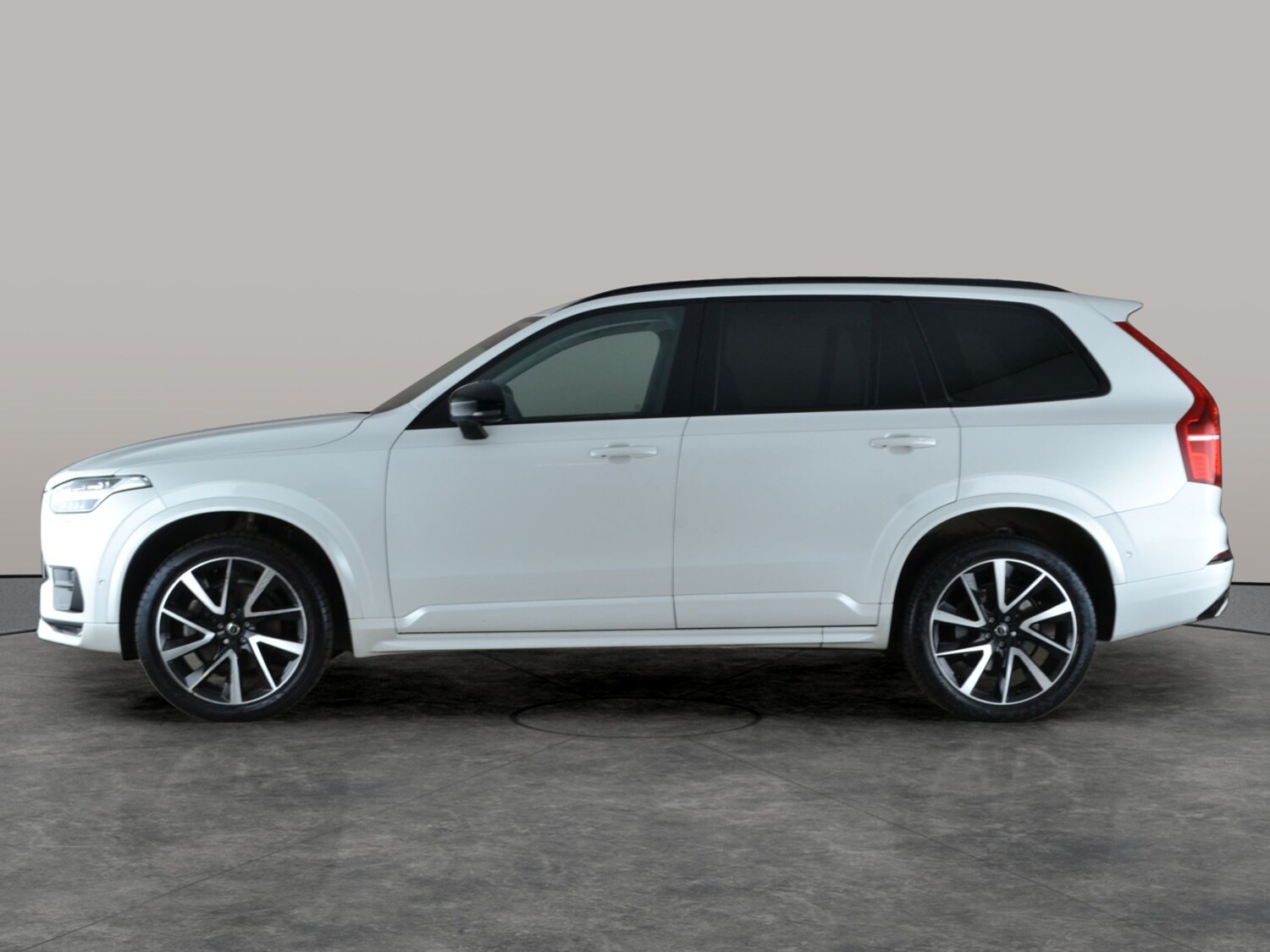 Used Volvo XC90 2023 for sale - 77428507: Photo 14
