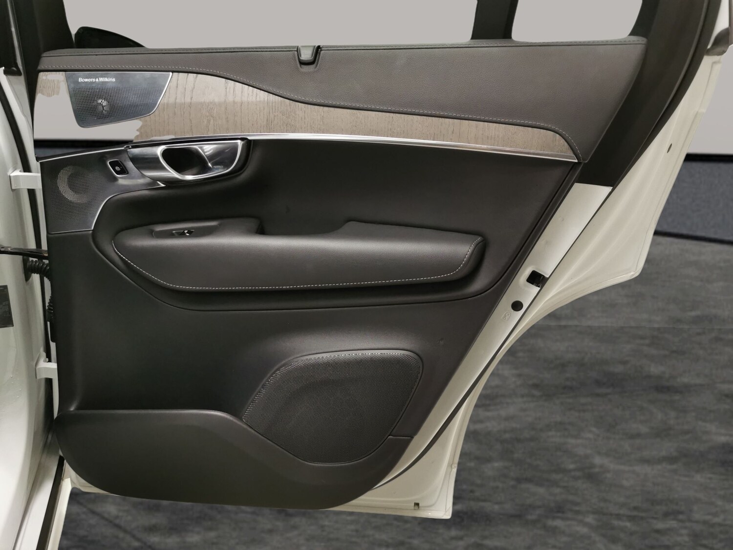 Used Volvo XC90 2023 for sale - 77428507: Photo 29