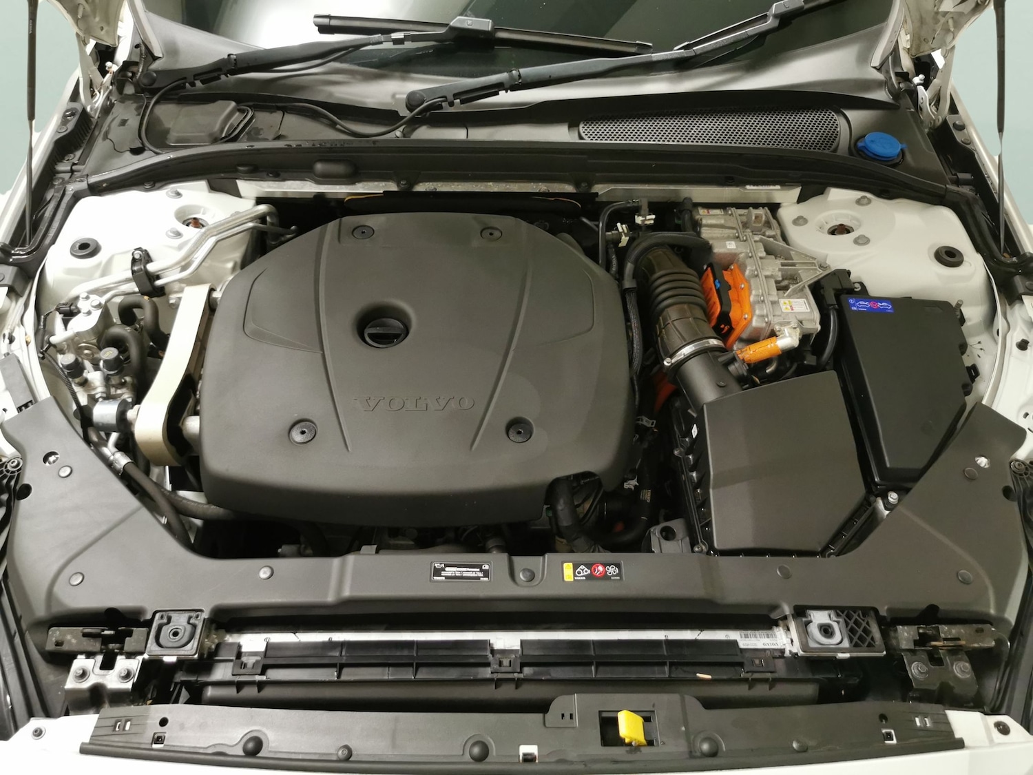 Used Volvo V60 2021 for sale - 76176840: Photo 42