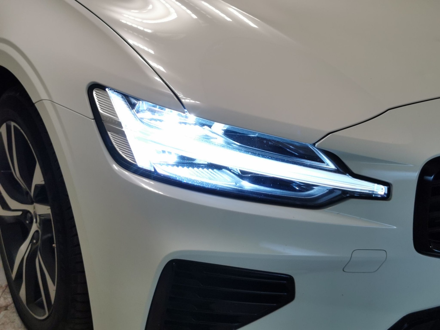 Used Volvo V60 2021 for sale - 76176840: Photo 7