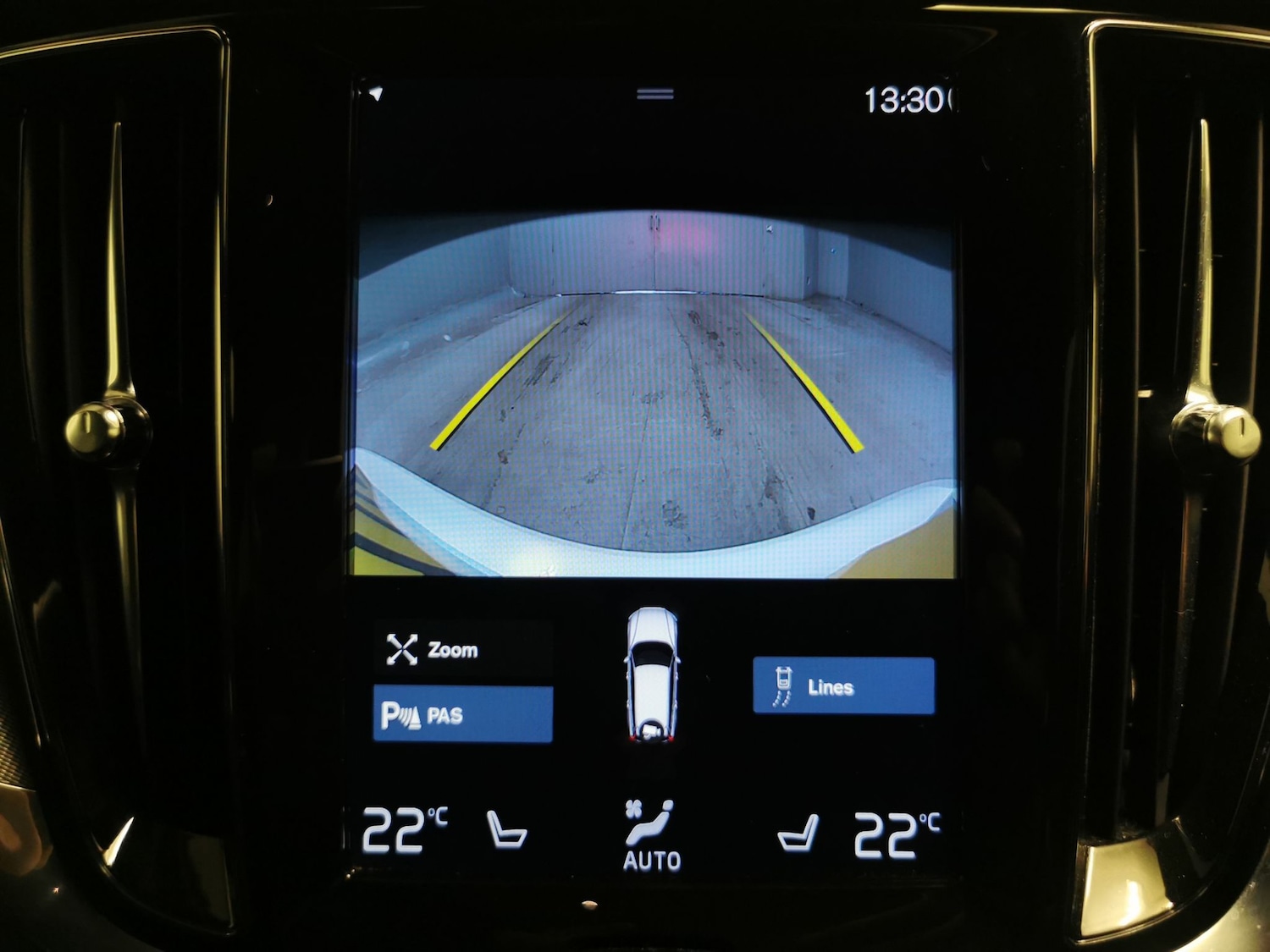 Used Volvo V60 2021 for sale - 76176840: Photo 8