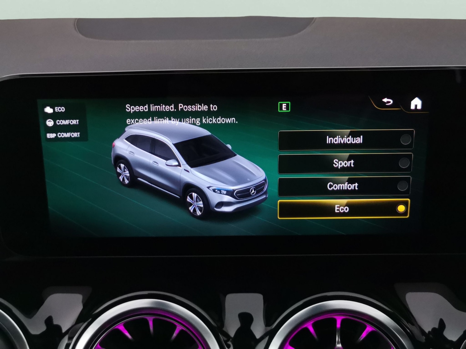 Used Mercedes-Benz EQA 2022 for sale - 76542680: Photo 18