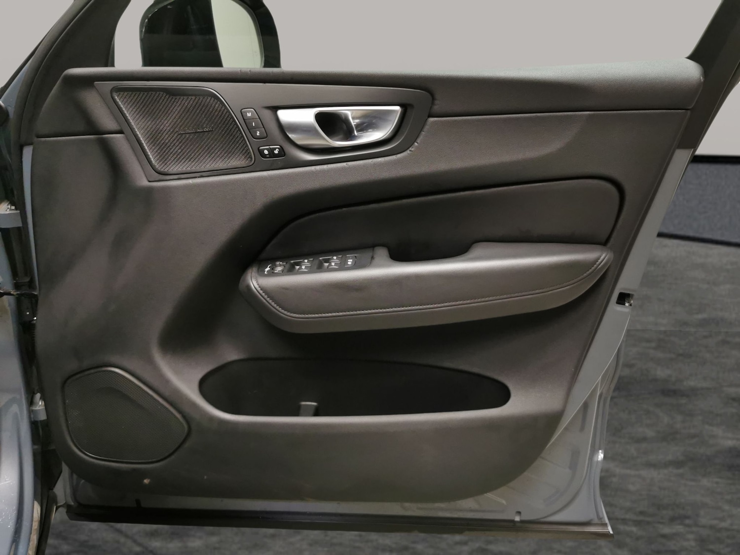 Used Volvo XC60 2023 for sale - 76931892: Photo 29