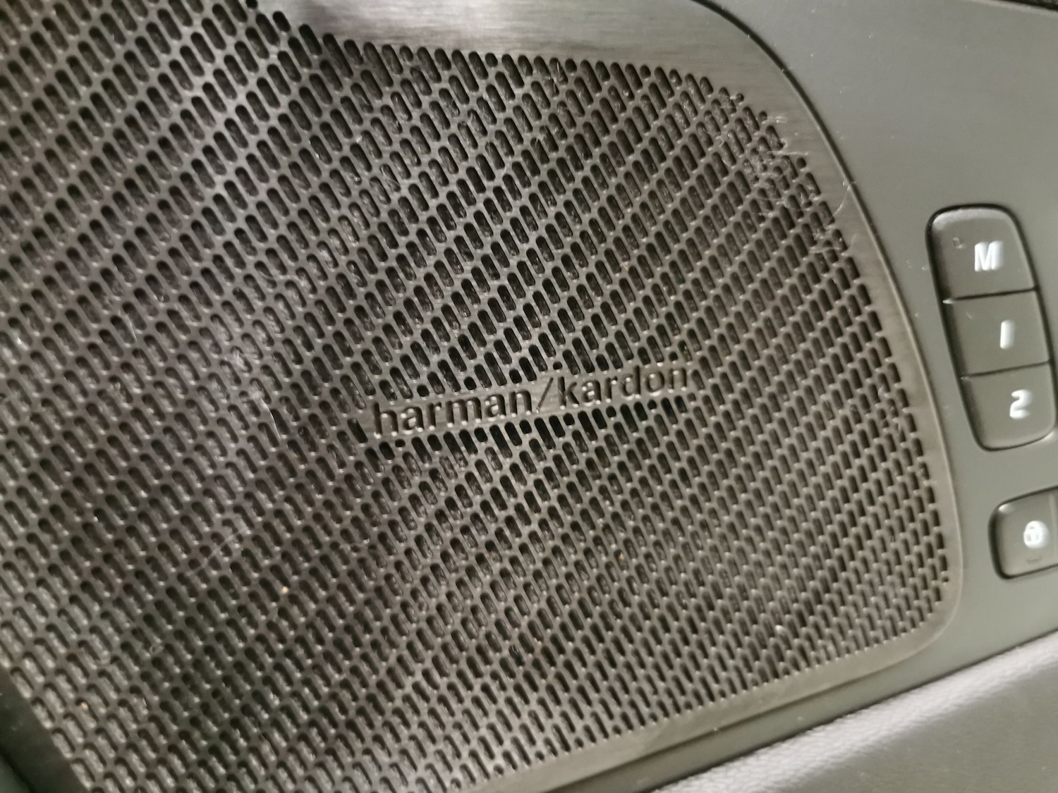 Used Volvo XC60 2023 for sale - 76931892: Photo 5