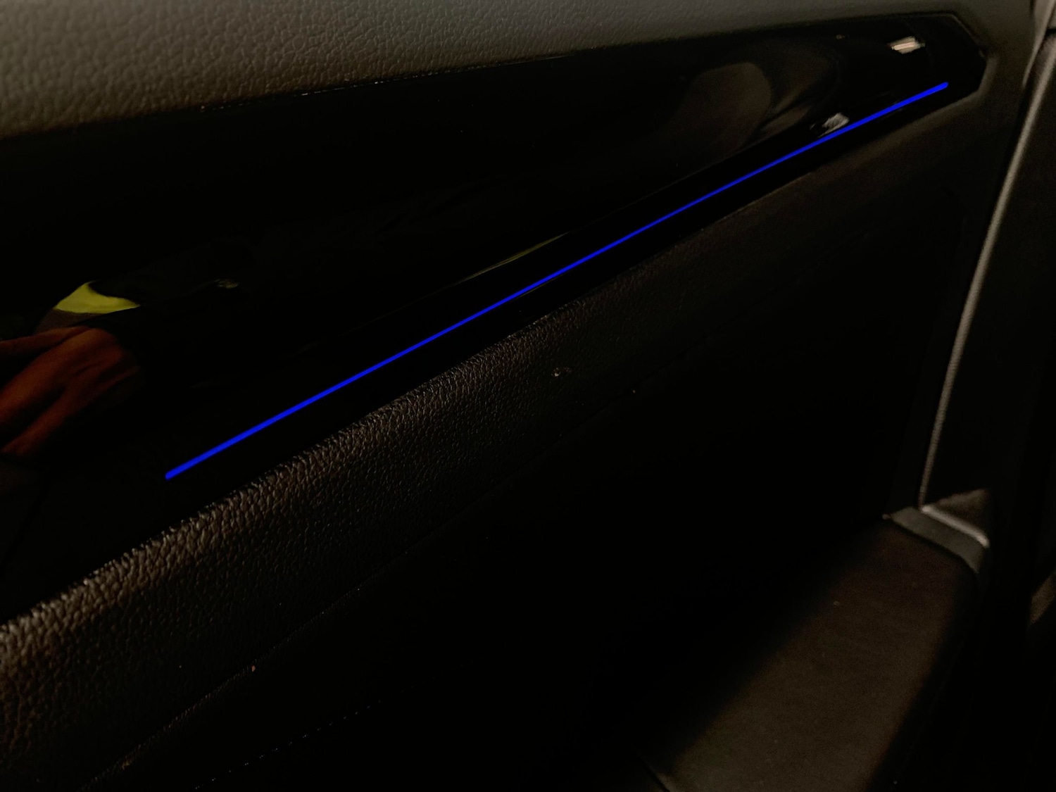 Used Volkswagen T-Roc 2023 for sale - 76475406: Photo 22