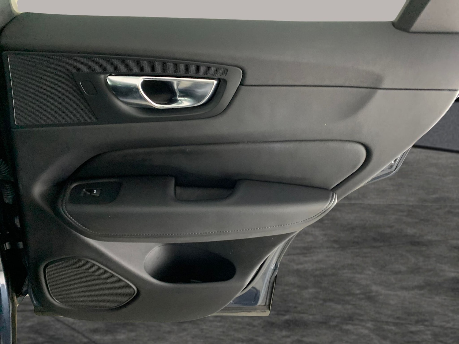 Used Volvo XC60 2024 for sale - 76969558: Photo 35