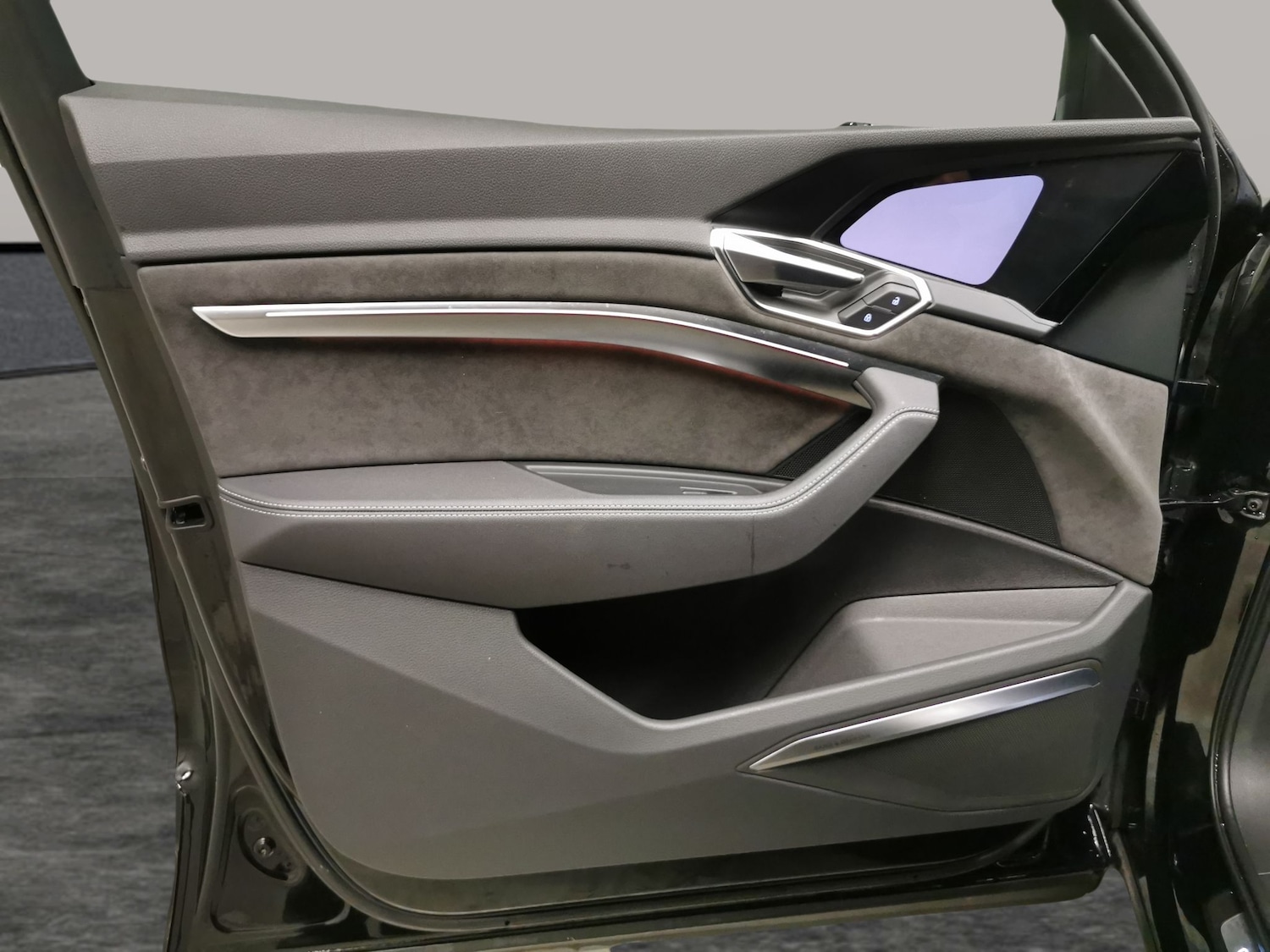 Used Audi e-tron 2021 for sale - 77053449: Photo 29