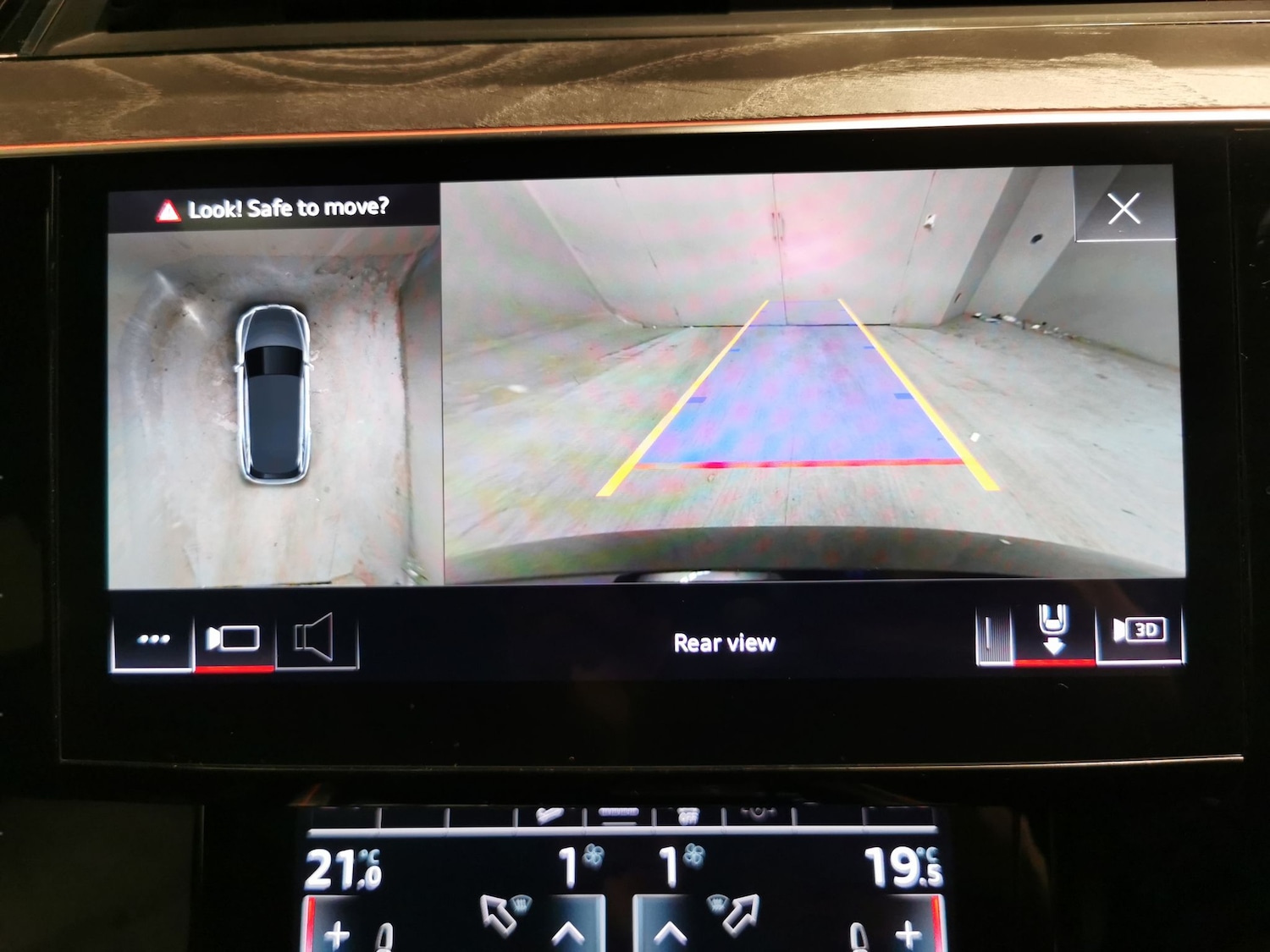 Used Audi e-tron 2021 for sale - 77053449: Photo 8