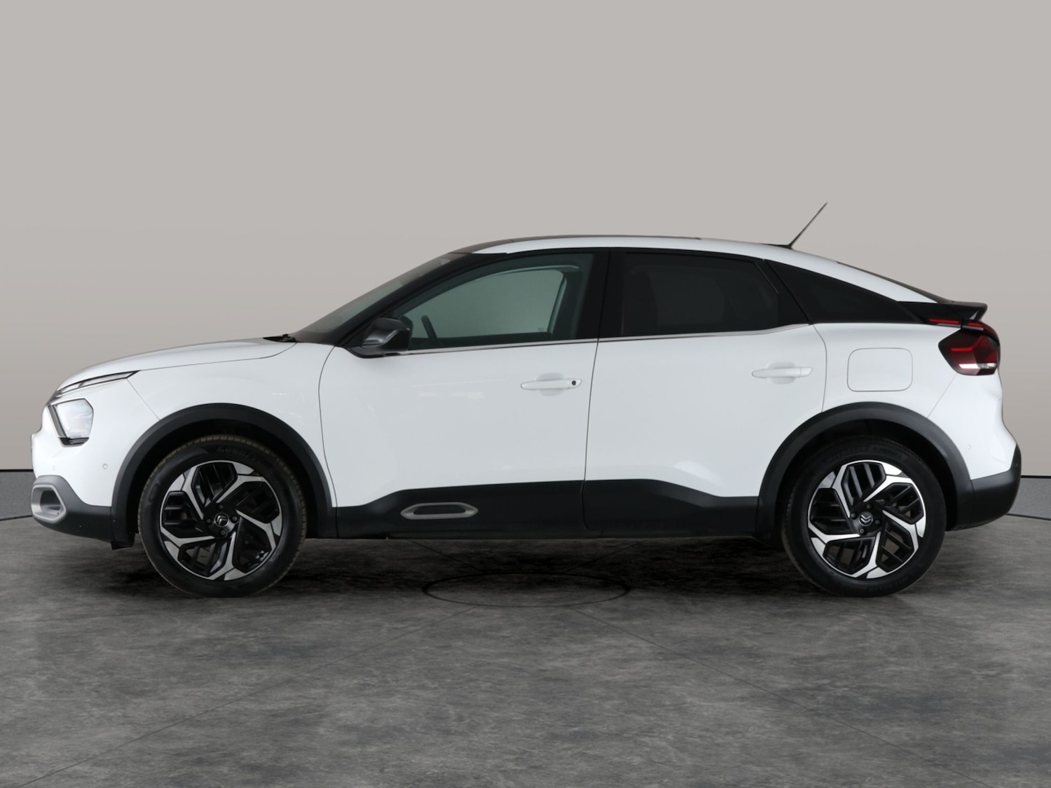 Used Citroen C4 2022 for sale - 76182295: Photo 17