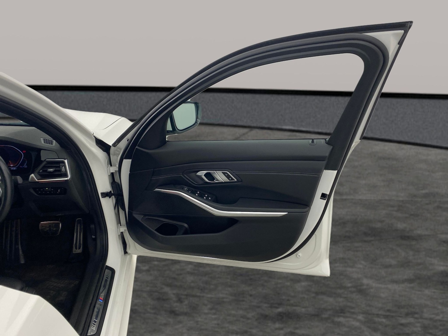 Used BMW 3 Series 2022 for sale - 77234392: Photo 28