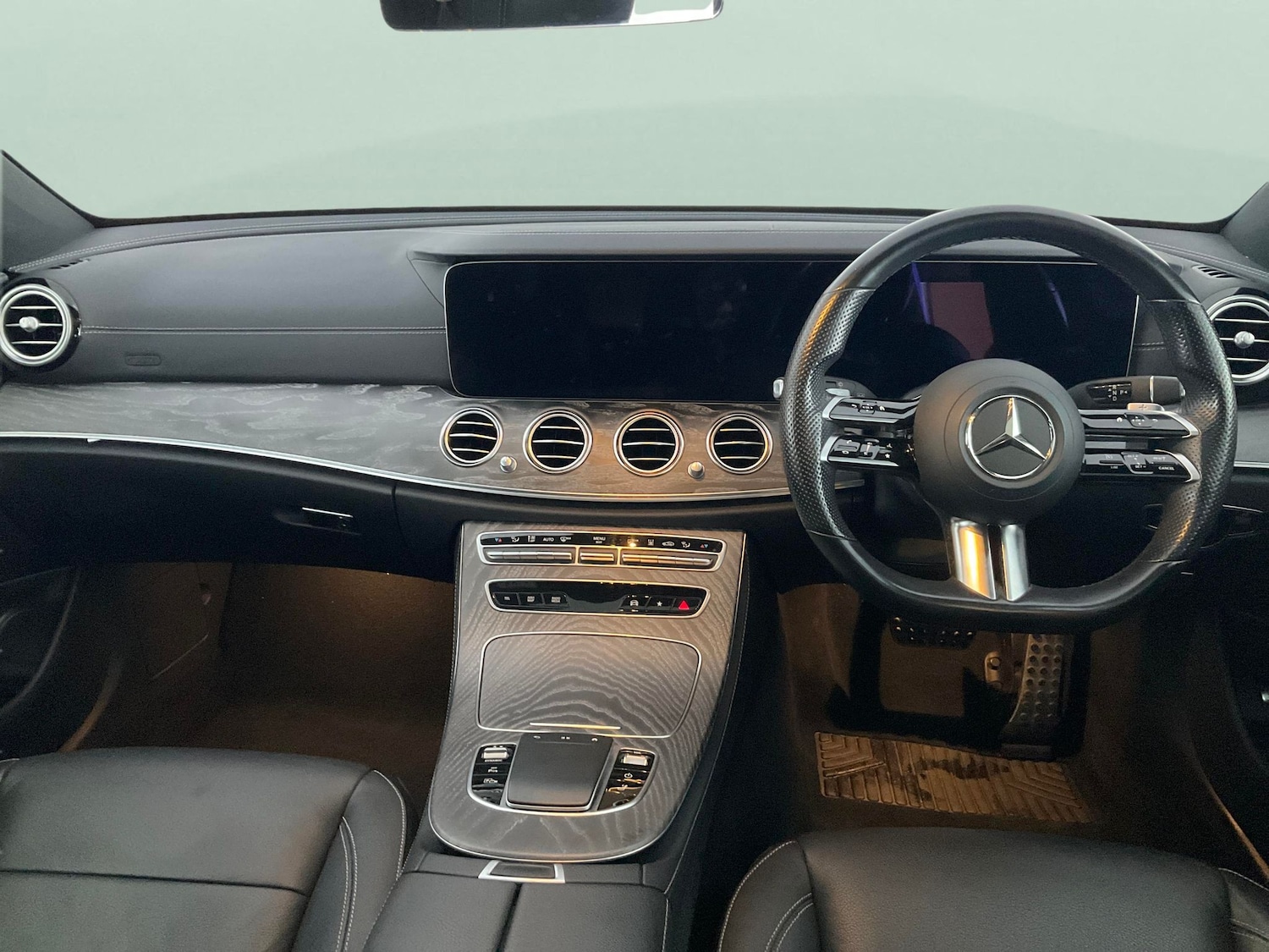 Used Mercedes-Benz E Class 2021 for sale - 76948808: Photo 10