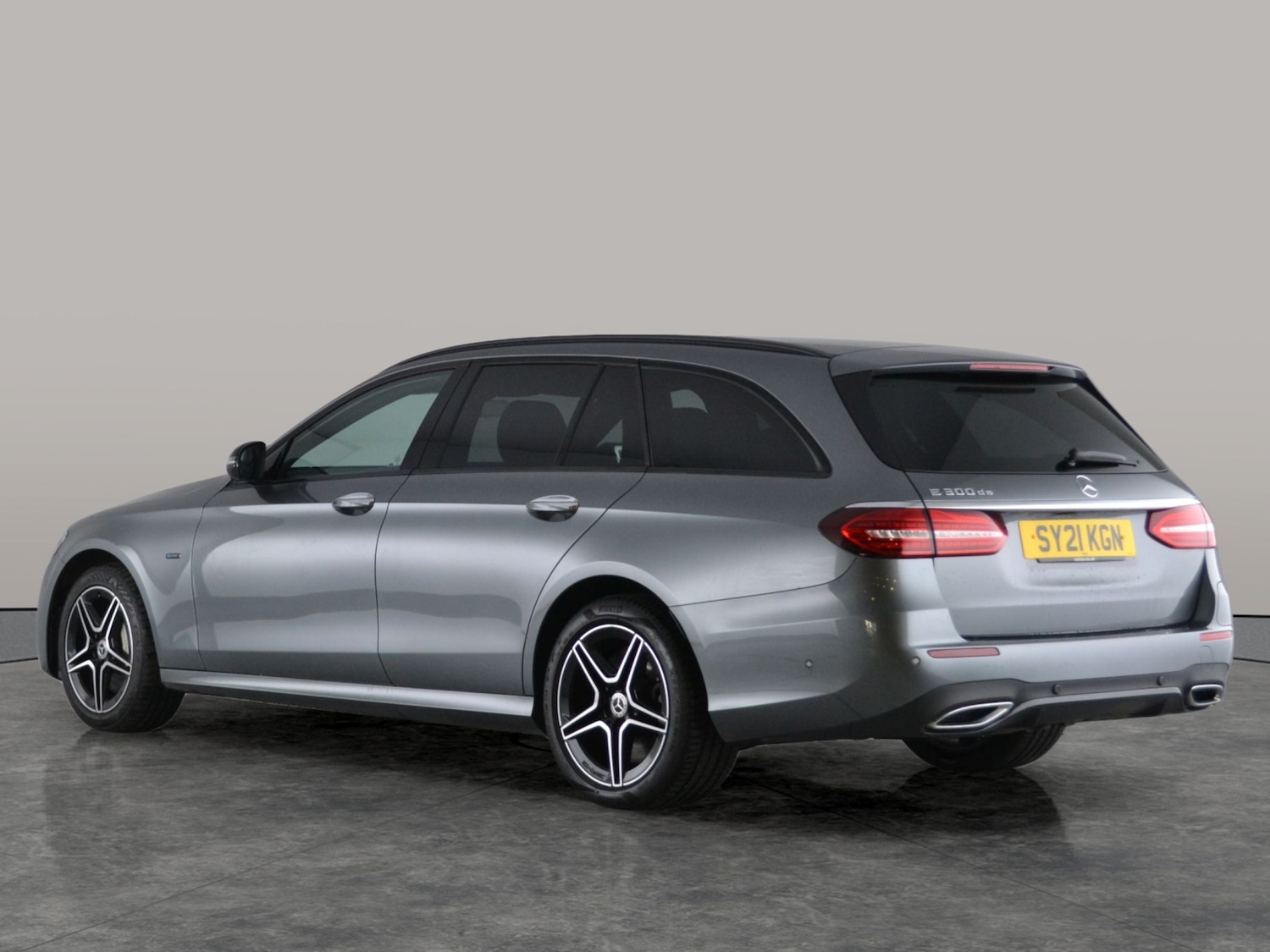 Used Mercedes-Benz E Class 2021 for sale - 76948808: Photo 11