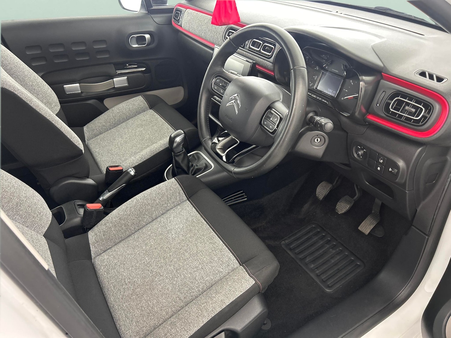 Vehicle 29