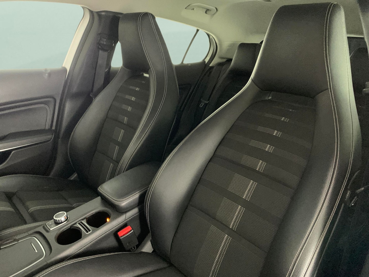 Used Mercedes-Benz GLA 2019 for sale - 76382961: Photo 27