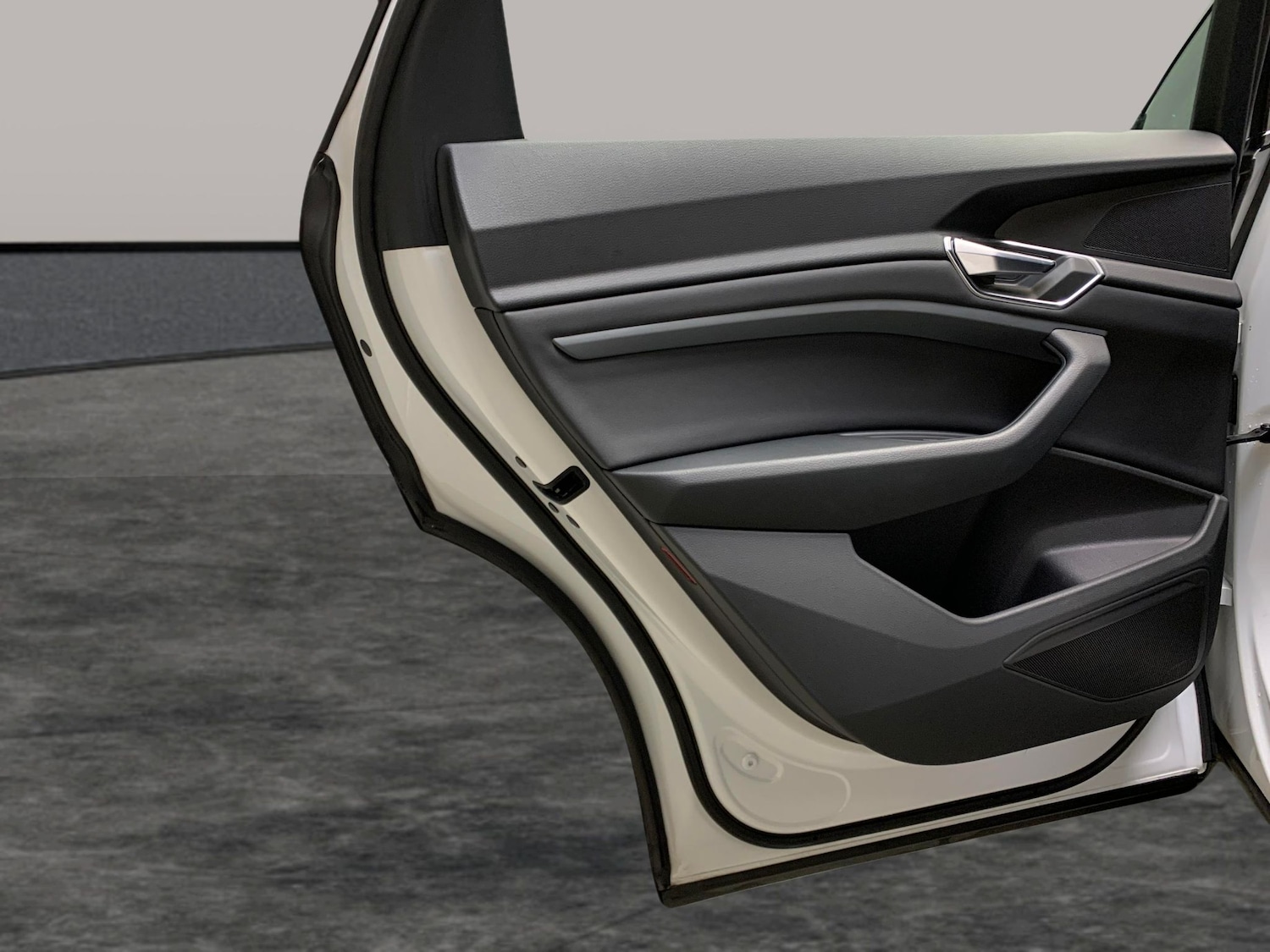 Used Audi e-tron 2021 for sale - 77138131: Photo 28