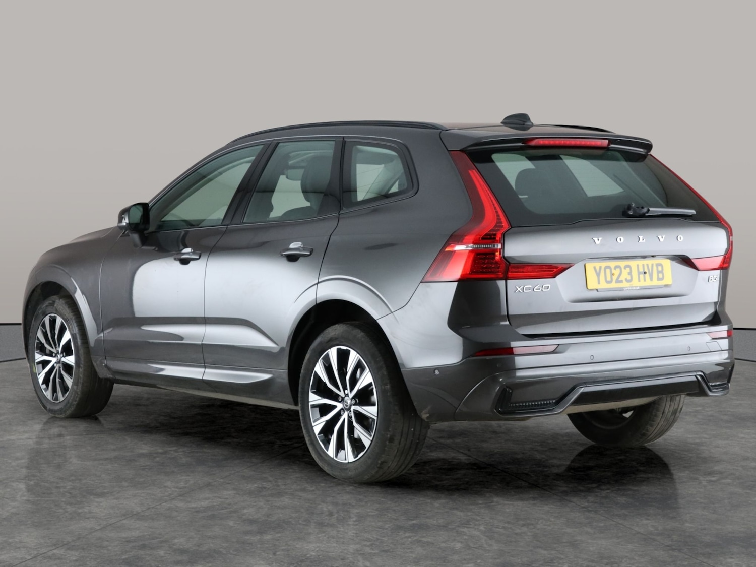 Used Volvo XC60 2023 for sale - 77043355: Photo 14