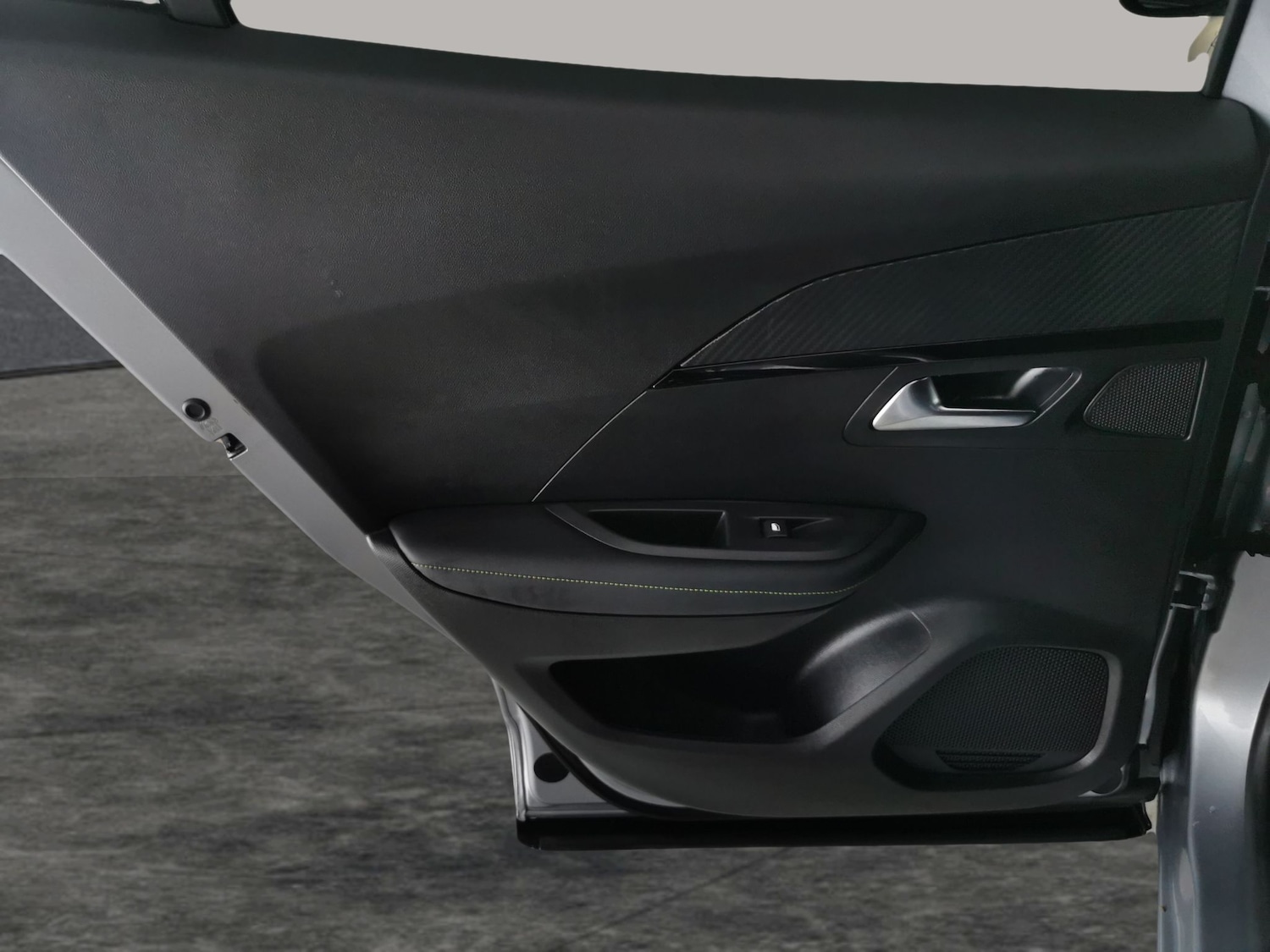 Used Peugeot 2008 2022 for sale - 77043491: Photo 30