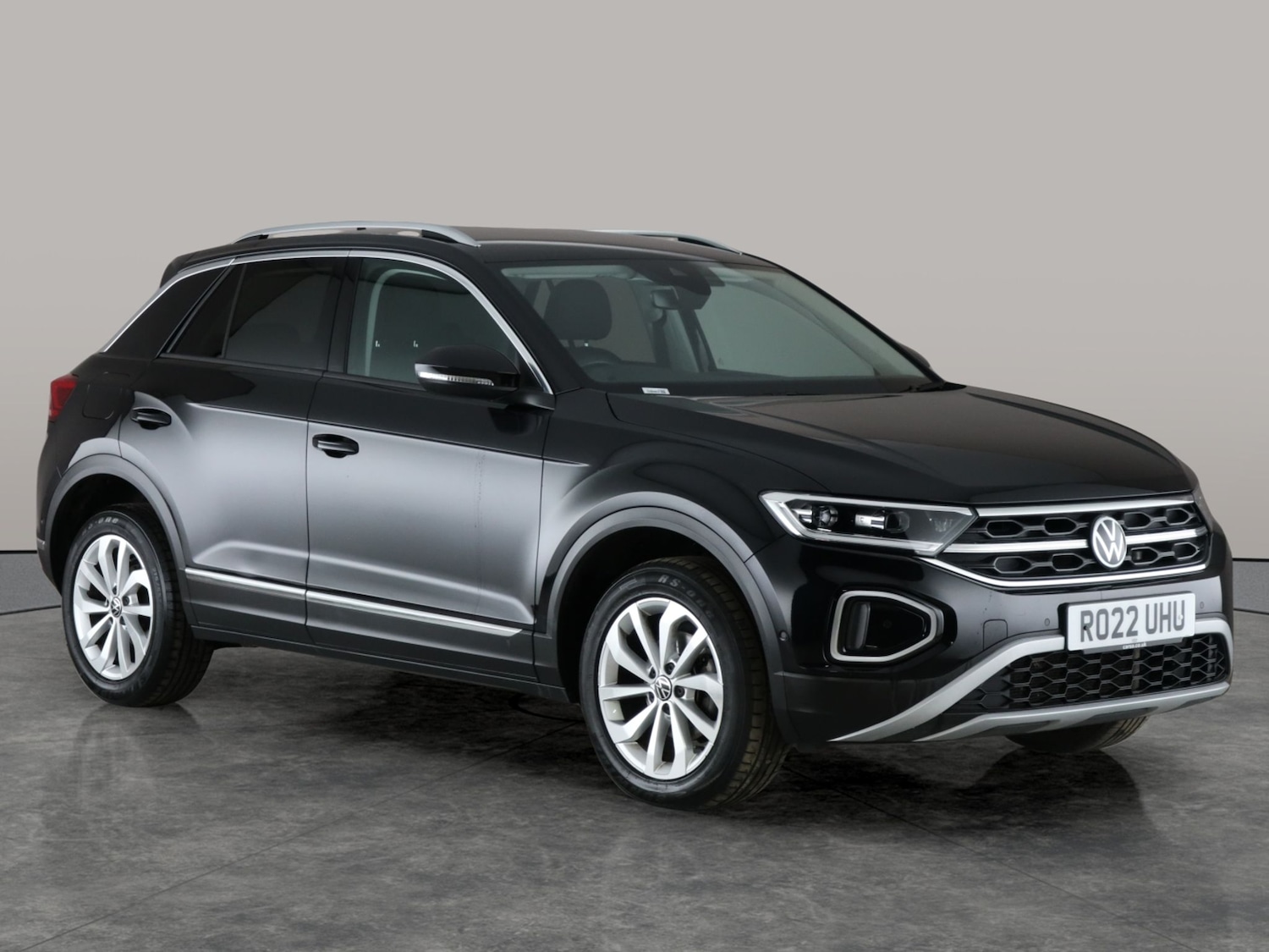 Used Volkswagen T-Roc 2022 for sale - 76197069: Photo 10