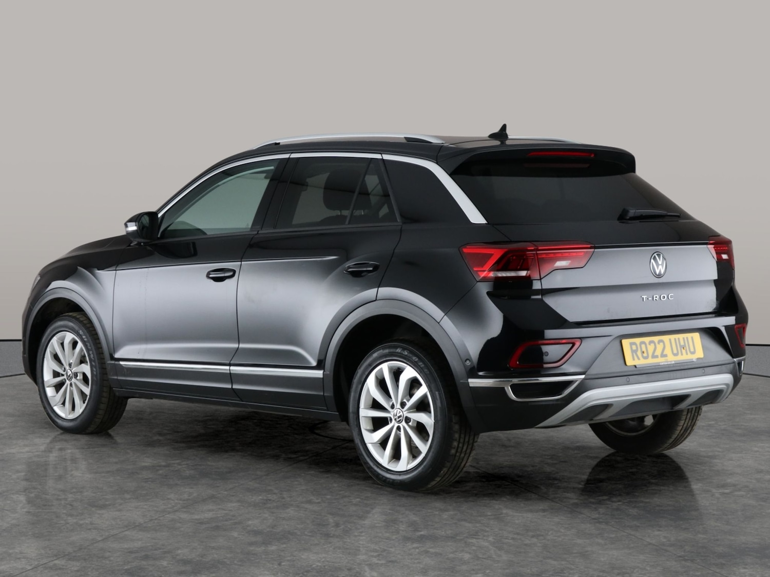 Used Volkswagen T-Roc 2022 for sale - 76197069: Photo 15